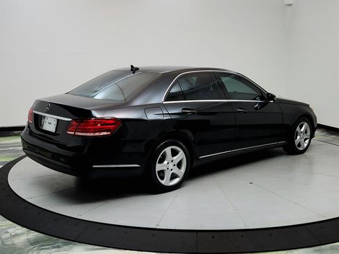 Used 2014 Mercedes-Benz E 350 Sedan image 5