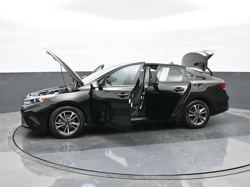 Used 2023 Kia Forte LXS image 48