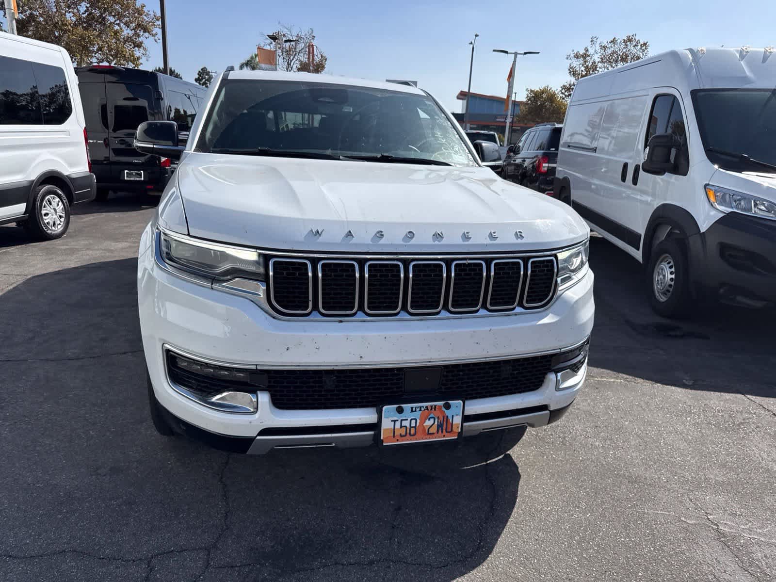Used 2024 Jeep Wagoneer L Series II w/ Flexible Seating Group AWD/4WD image 5