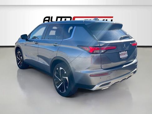 Used 2024 Mitsubishi Outlander SE AWD/4WD image 5