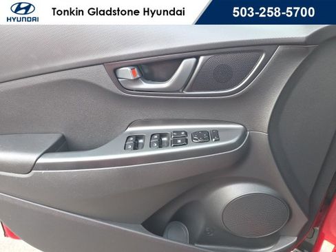 Certified 2022 Hyundai Kona SEL w/ Cargo Package image 10