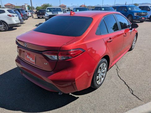 Used 2020 Toyota Corolla LE FWD image 5