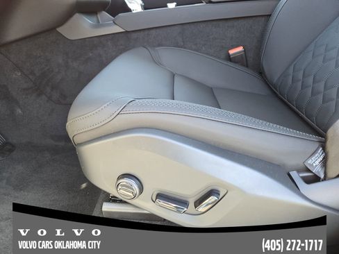 New 2026 Volvo XC90 B5 Plus w/ Protection Package Premier image 23