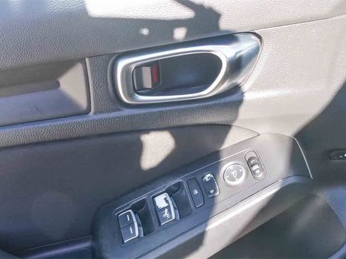 Used 2022 Honda Civic Sport image 18