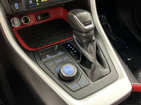 Used 2021 Toyota RAV4 TRD Off-Road w/ TRD Off-Road Weather Package image 16