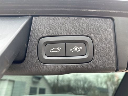 Used 2021 Volvo XC60 T5 Inscription w/ Advanced Package image 10