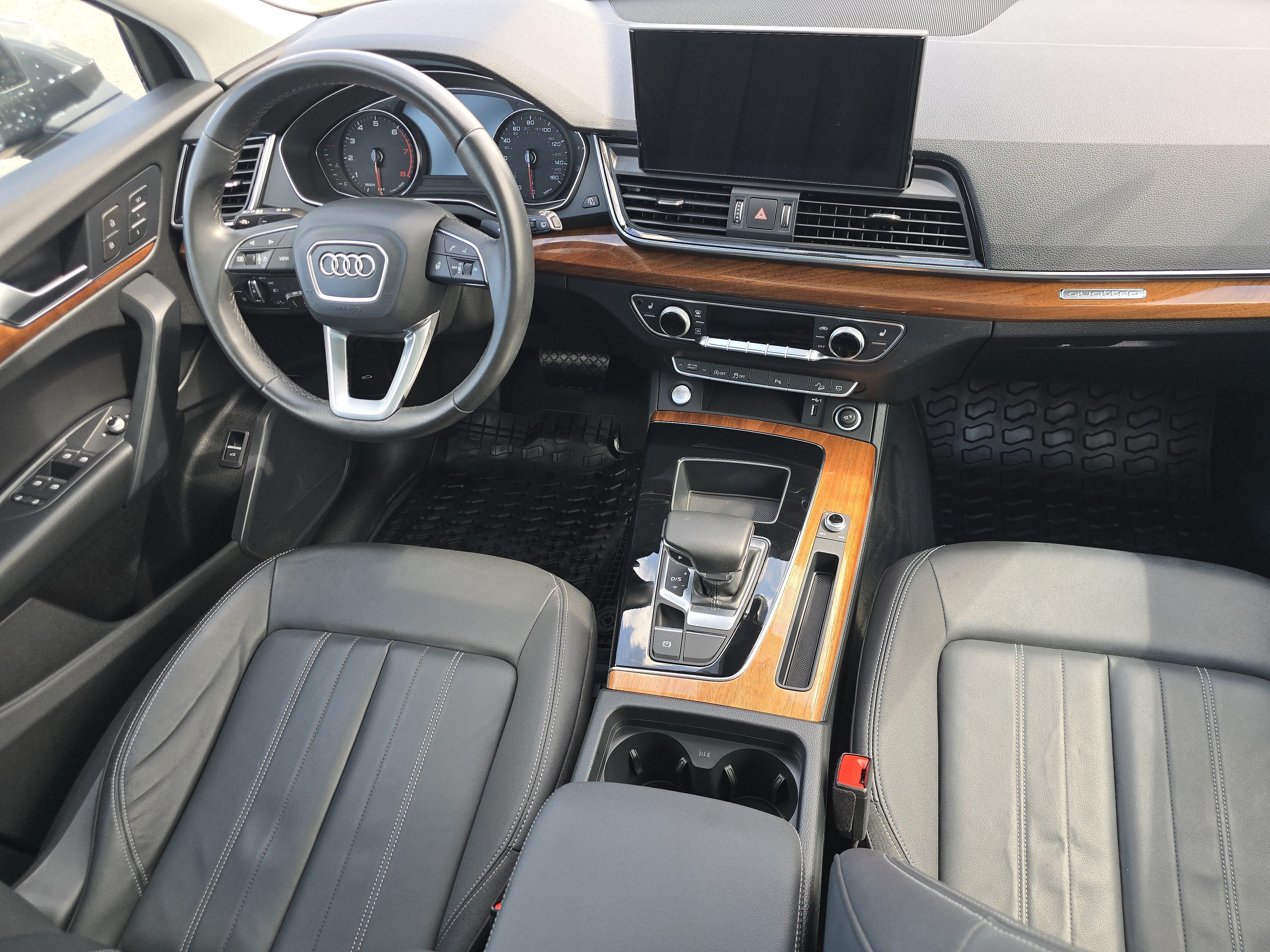 Used 2023 Audi Q5 2.0T Premium w/ Convenience Package AWD/4WD image 19
