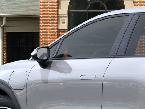 New 2026 Chevrolet Equinox EV LT image 12