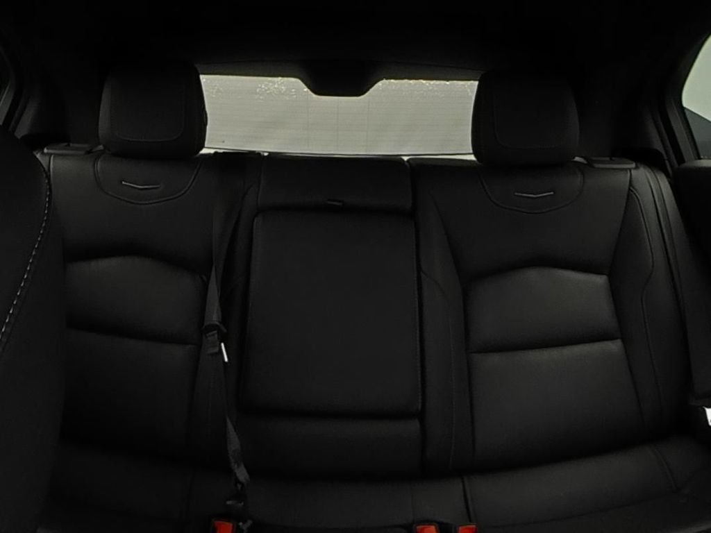 Used 2025 Cadillac XT4 Premium Luxury FWD image 13