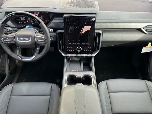 New 2026 GMC Acadia AT4 w/ Super Cruise Package AWD/4WD image 10