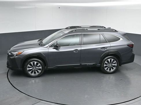 Used 2023 Subaru Outback Limited image 44