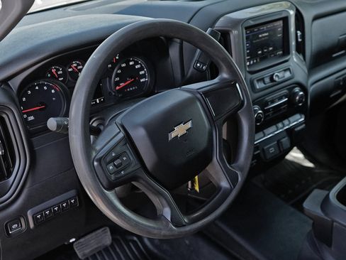 Used 2020 Chevrolet Silverado 2500 W/T w/ WT Convenience Package AWD/4WD image 3