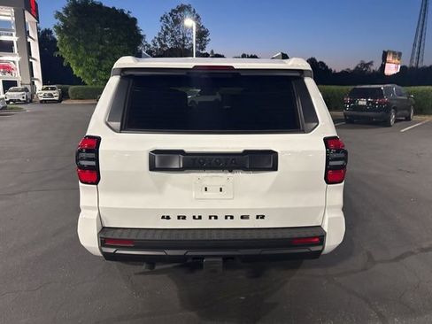 Used 2025 Toyota 4Runner SR5 image 5