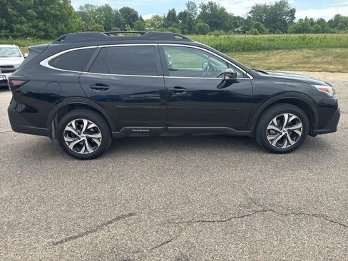 Used 2022 Subaru Outback Limited XT AWD/4WD image 8