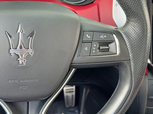 Used 2021 Maserati Ghibli Trofeo image 24