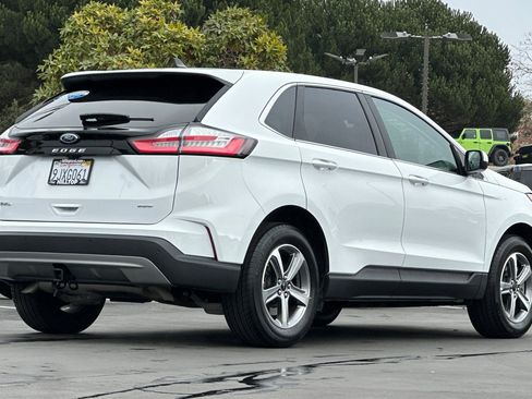 Certified 2024 Ford Edge SEL w/ Convenience Package image 5