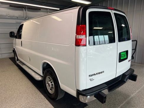 Used 2019 GMC Savana 2500 w/ Driver Convenience Package image 4