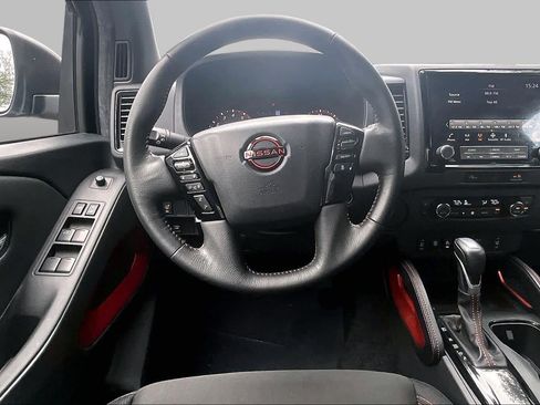 Used 2023 Nissan Frontier Pro-X w/ Pro Convenience Package RWD image 6