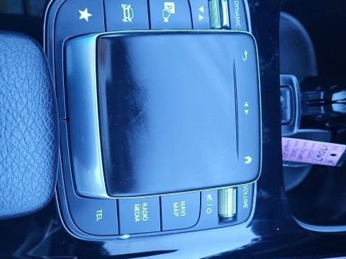 Used 2023 Mercedes-Benz GLA 250 4MATIC image 8
