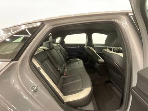 Used 2025 Kia K5 GT-Line FWD image 25
