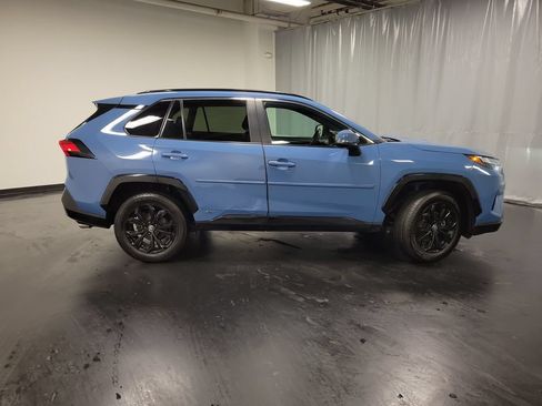 Used 2022 Toyota RAV4 SE w/ Convenience Package AWD/4WD image 9