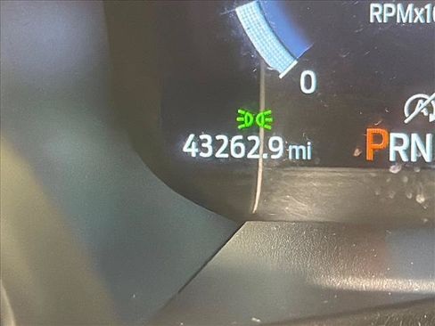 Used 2025 Ford Explorer ST w/ Sun And Sound Package AWD/4WD image 29
