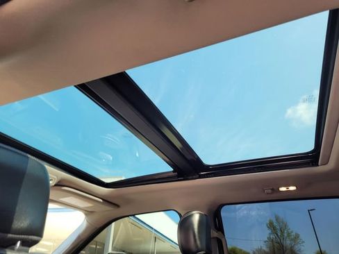 Used 2019 Ford F250 Lariat w/ Lariat Ultimate Package image 18