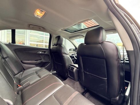 Used 2014 Chevrolet SS image 31