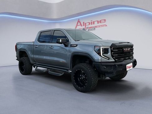 Used 2023 GMC Sierra 1500 AT4X image 7