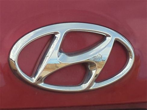 Used 2014 Hyundai Santa Fe Sport w/ Technology Package 04 image 8