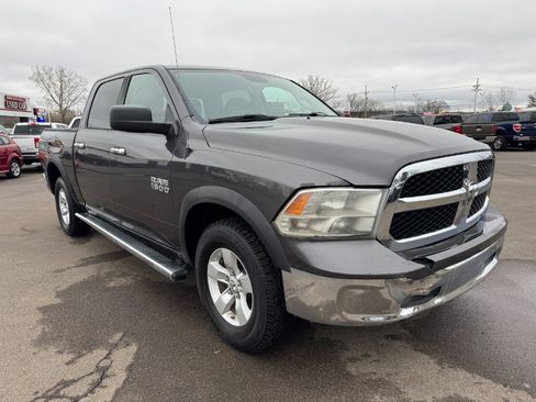 Used 2017 RAM 1500 Classic SLT image 7