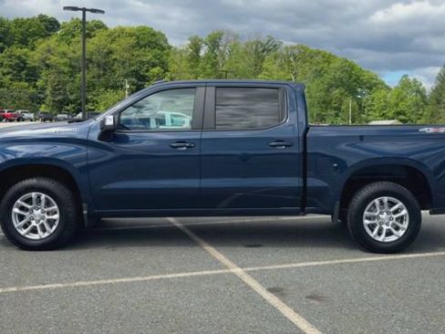 Used 2023 Chevrolet Silverado 1500 LT AWD/4WD image 5