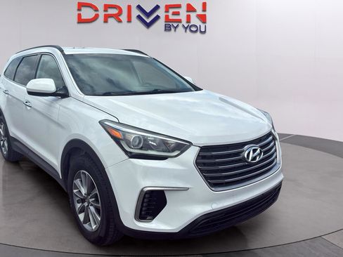 Used 2019 Hyundai Santa Fe XL SE AWD/4WD image 4