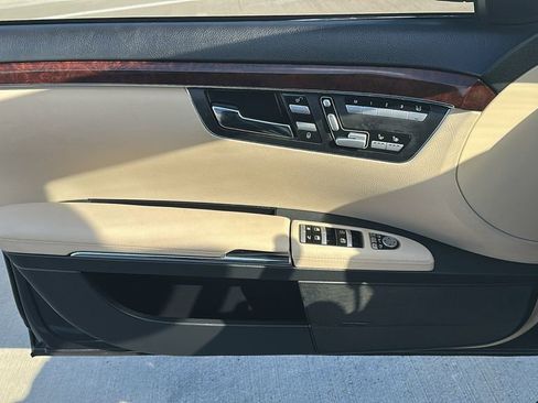 Used 2011 Mercedes-Benz S 550 image 20