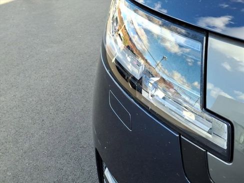 Used 2023 Land Rover Range Rover SE image 9