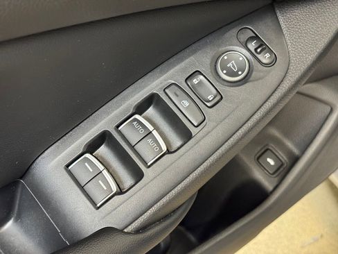 Used 2022 Honda Accord Sport image 10