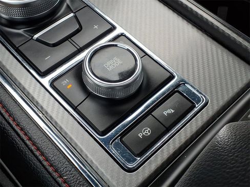 Used 2019 Ford Expedition Limited w/ Equipment Group 303A image 9