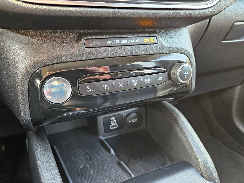 Used 2024 Ford Escape Platinum AWD/4WD image 29