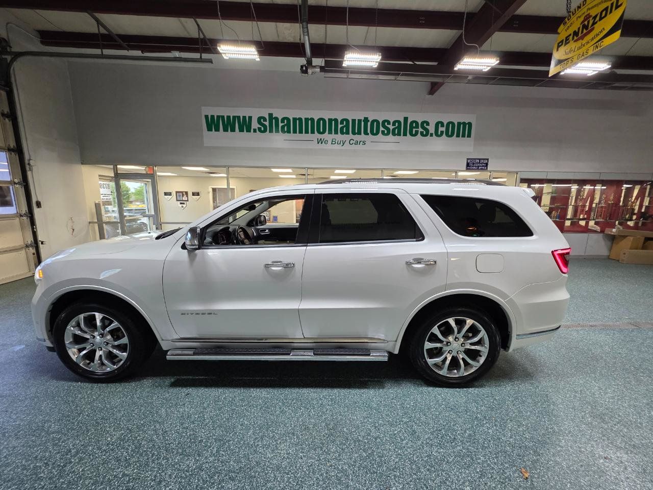 Used 2018 Dodge Durango Citadel w/ Technology Group AWD/4WD image 11