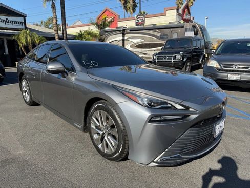 Used 2023 Toyota Mirai w/ Advanced Technology Package RWD image 1