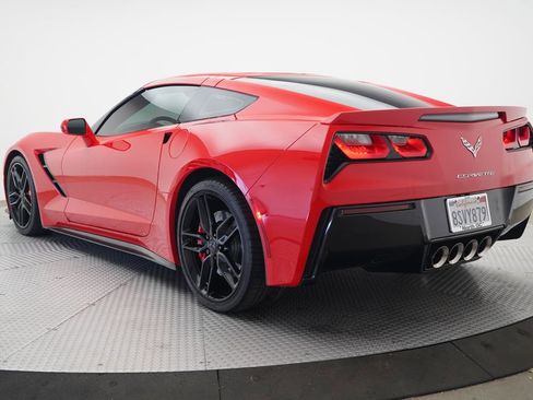 Used 2018 Chevrolet Corvette Stingray Coupe image 3