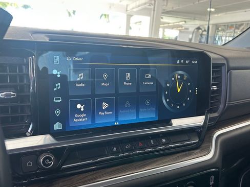 Used 2024 Chevrolet Silverado 2500 LT image 11