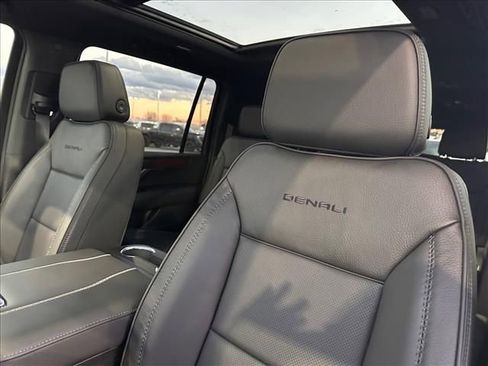 New 2026 GMC Yukon XL Denali w/ Sun & Power Step Package image 27