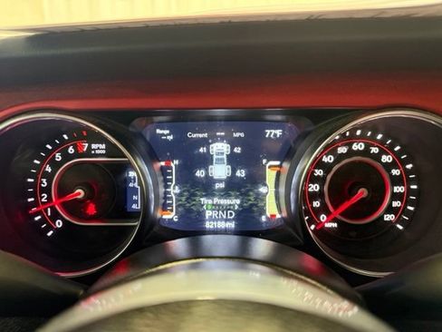 Used 2020 Jeep Gladiator Rubicon AWD/4WD image 6