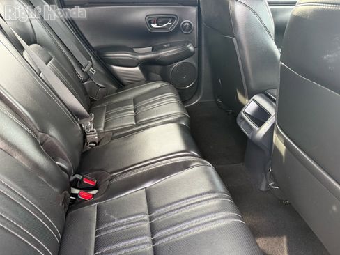 Used 2025 Honda HR-V EX-L image 28