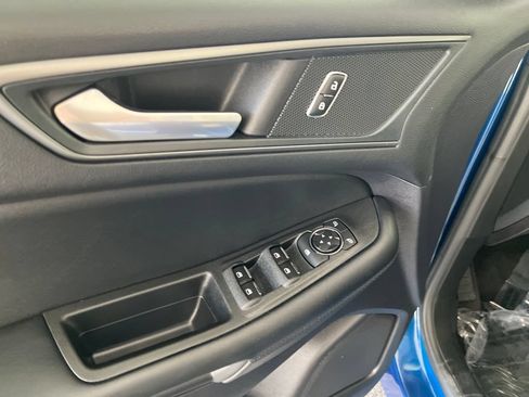 Used 2020 Ford Edge SE w/ Cargo Accessory Package AWD/4WD image 13