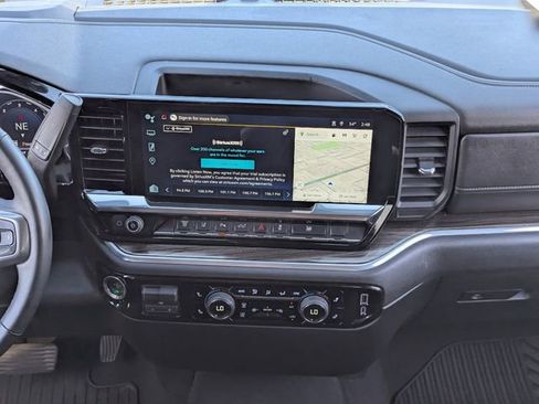 Used 2025 Chevrolet Silverado 3500 LT w/ Safety Package image 17