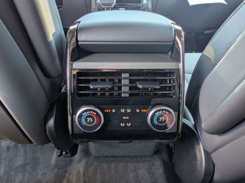 New 2025 Land Rover Range Rover Sport Dynamic SE image 22