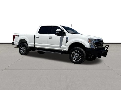 Used 2022 Ford F250 Lariat w/ Lariat Value Package AWD/4WD image 3