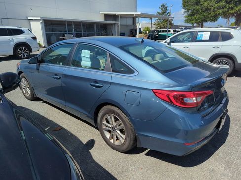 Used 2015 Hyundai Sonata SE w/ Option Group 09 image 3